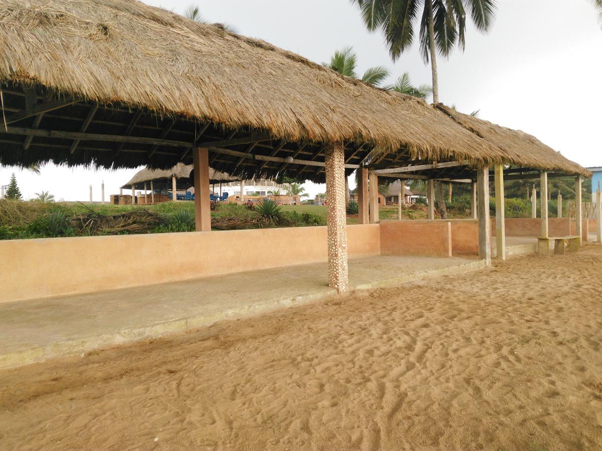 Sankofa Beach House Hotel Kokrobite Esterno foto