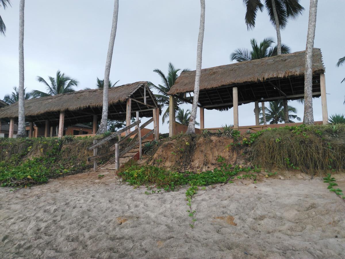 Sankofa Beach House Hotel Kokrobite Esterno foto